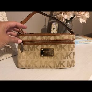 MK wristlet